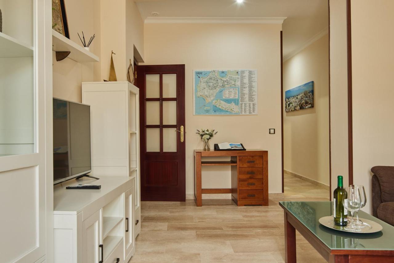 Apartamento Tavira Little Apartments Cádiz Exteriör bild