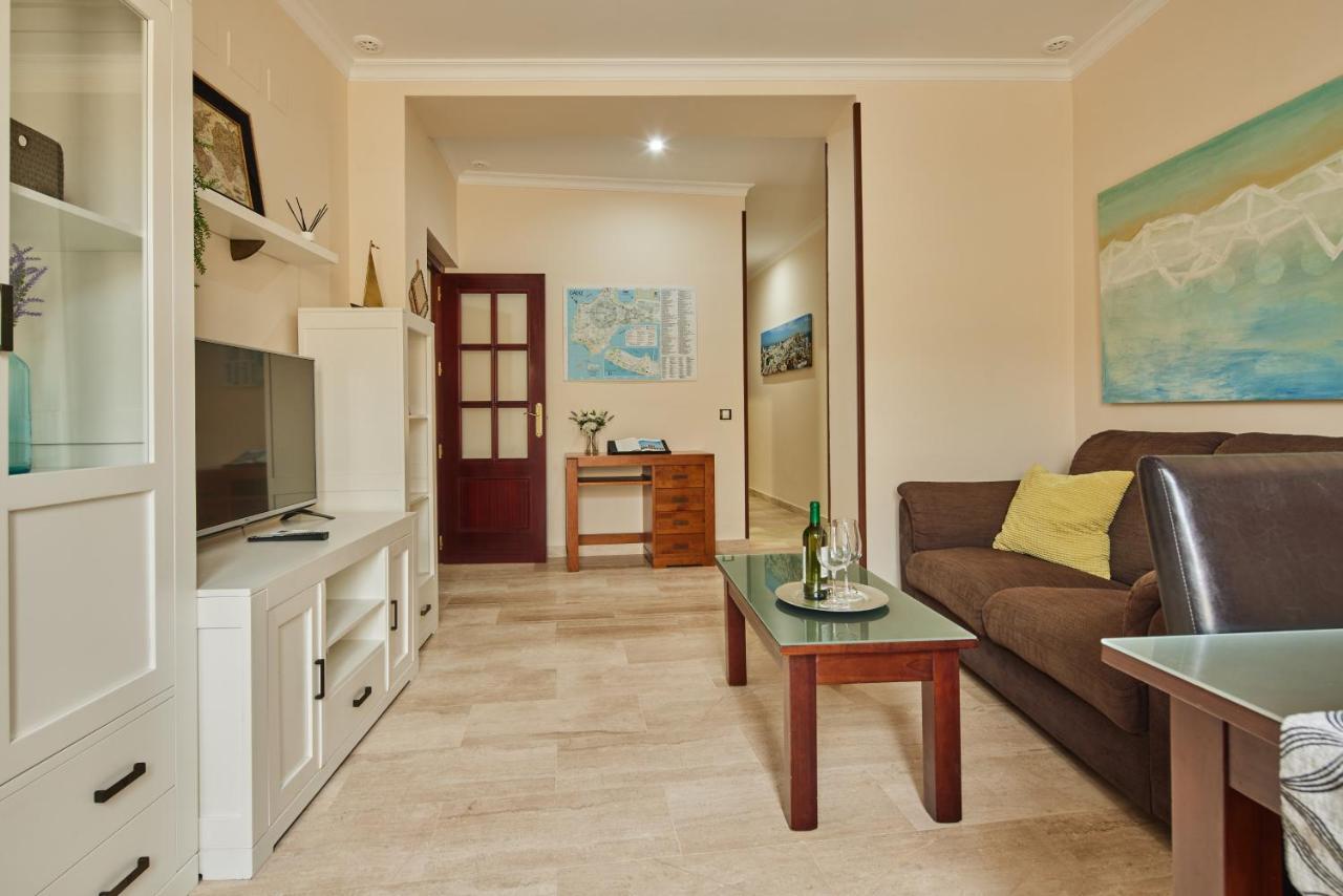 Apartamento Tavira Little Apartments Cádiz Exteriör bild