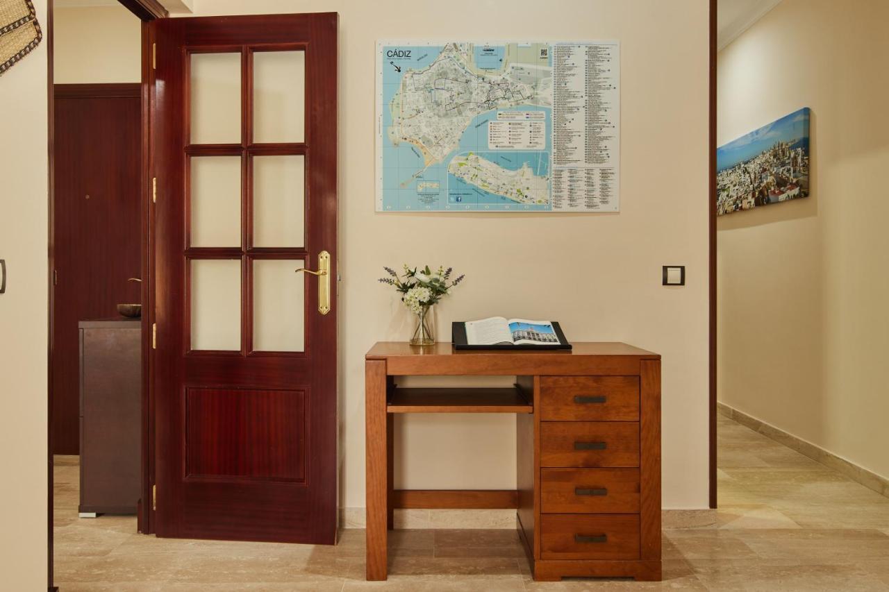 Apartamento Tavira Little Apartments Cádiz Exteriör bild