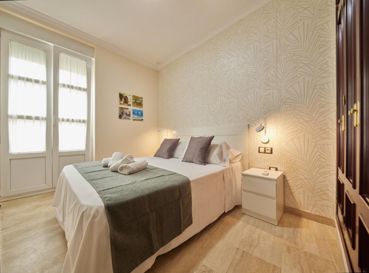 Apartamento Tavira Little Apartments Cádiz Exteriör bild